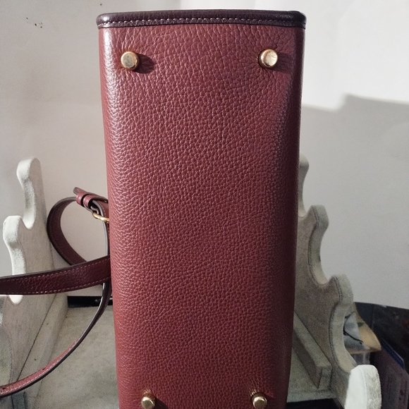 Coach Crossbody Tote With No Handles - Picture 3 of 6